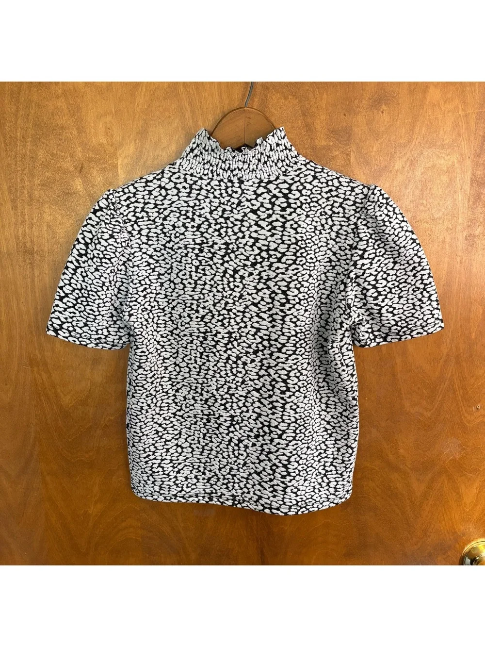 Zara Black & White Leopard Print Puff Mock Neck Sleeve Blouse Top Office Preppy
